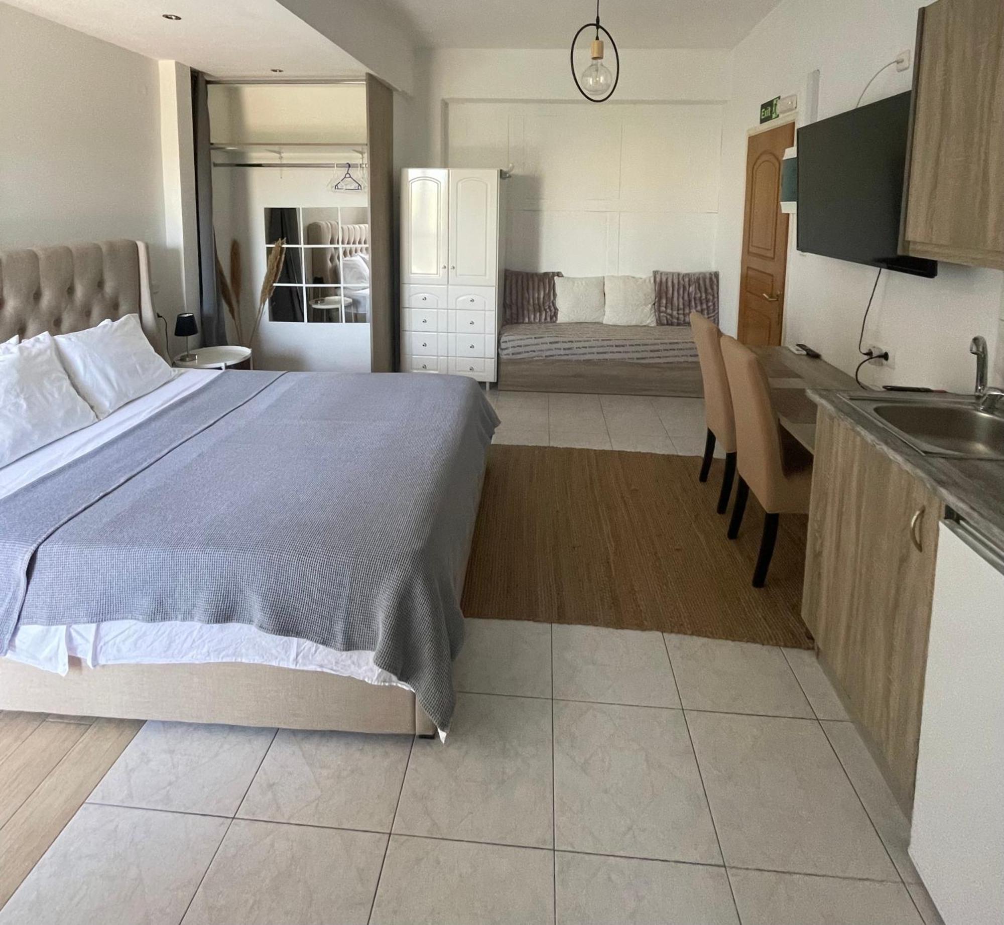 Greece Apartments Now Patras Exteriör bild